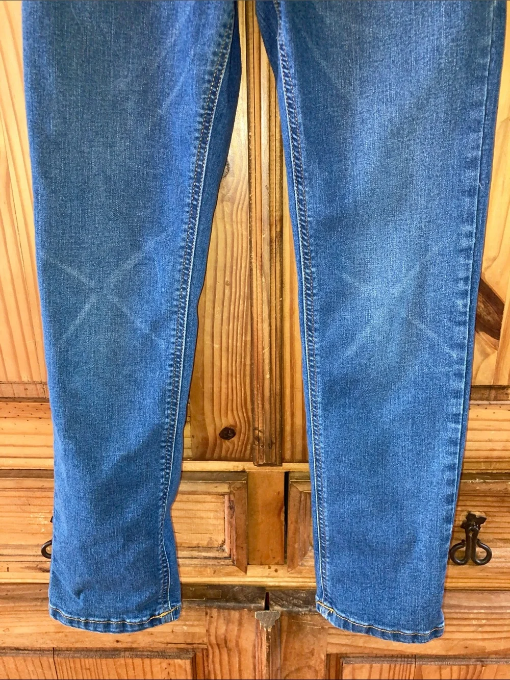Boys Levi’s 514 blue jeans size 12 (26X27)